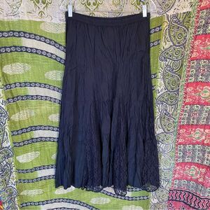 90's White Stag Whimsigoth Black Crinkle A-Line Skirt Size Small